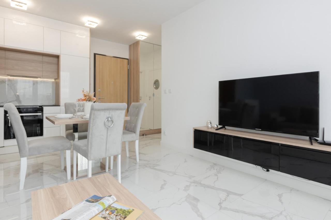 Cosy Apartment On Wola Goleszowska By Noclegi Renters Warsaw Luaran gambar