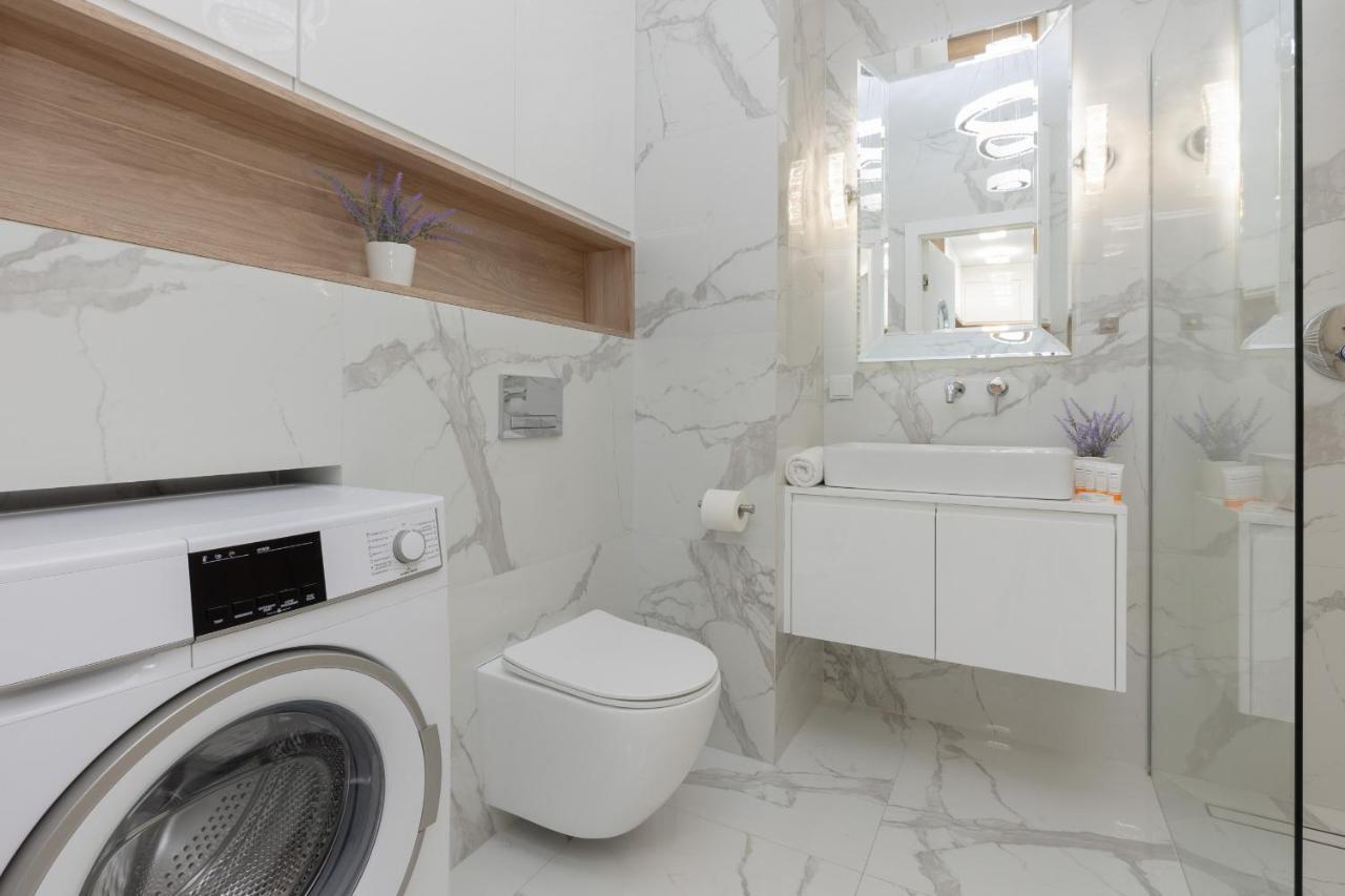 Cosy Apartment On Wola Goleszowska By Noclegi Renters Warsaw Luaran gambar