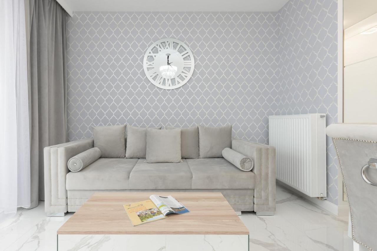 Cosy Apartment On Wola Goleszowska By Noclegi Renters Warsaw Luaran gambar