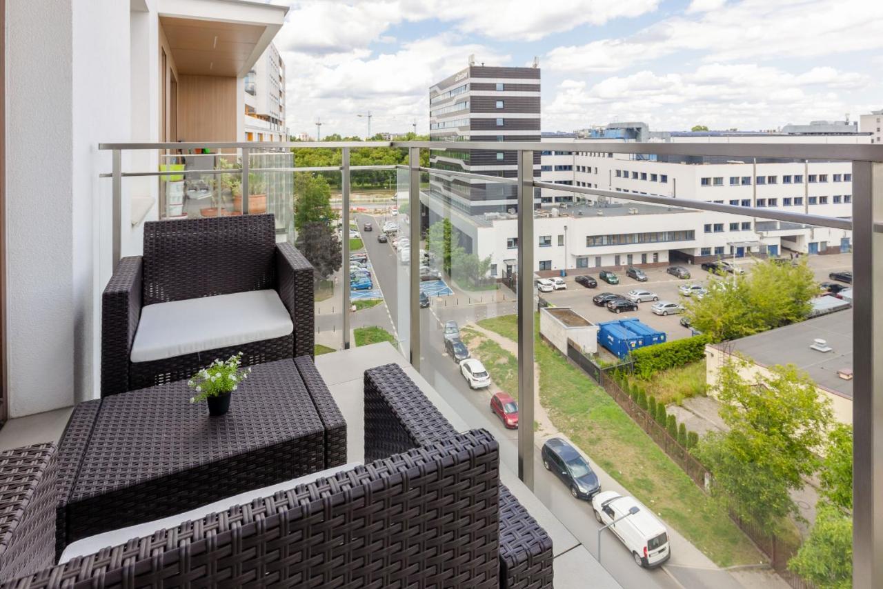 Cosy Apartment On Wola Goleszowska By Noclegi Renters Warsaw Luaran gambar